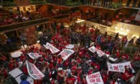 98 Protesters Arrested After Occupying Trump Tower to Demand Release of Pro-Palestinian Activist