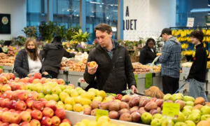 US Inflation Falls to 2.7 Percent in November; Trump Media to Merge With Nuclear Fusion Company