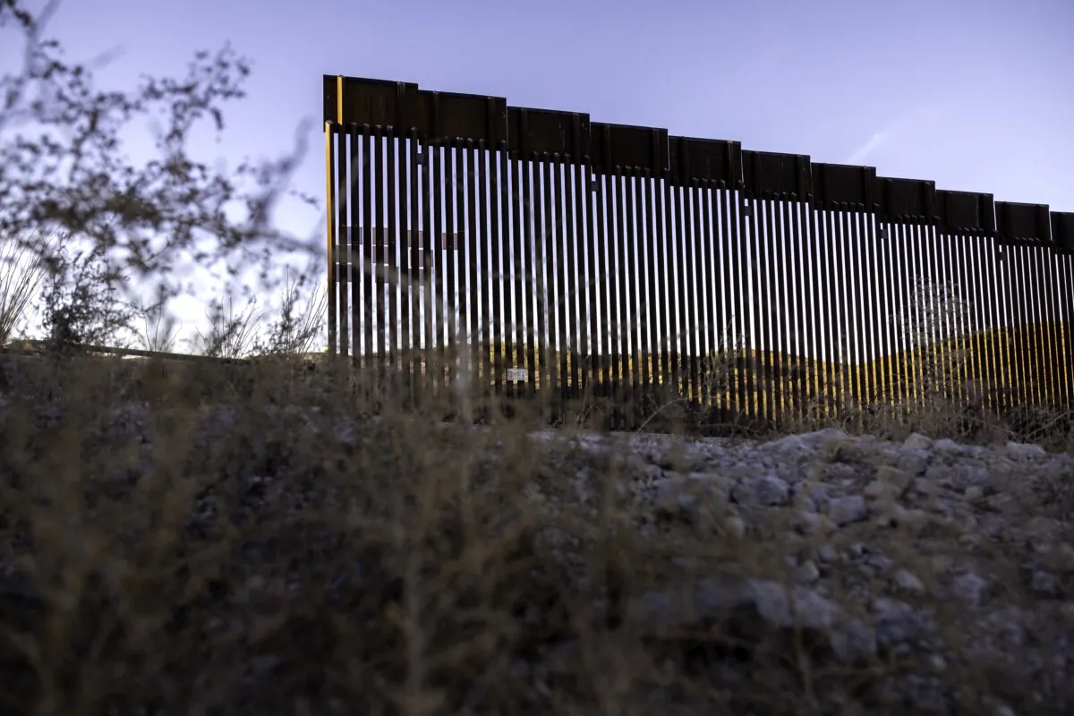 The U.S.–Mexico border fence ends with a gap east of Sasabe, Ariz., on Jan. 20, 2025. (John Moore/Getty Images)