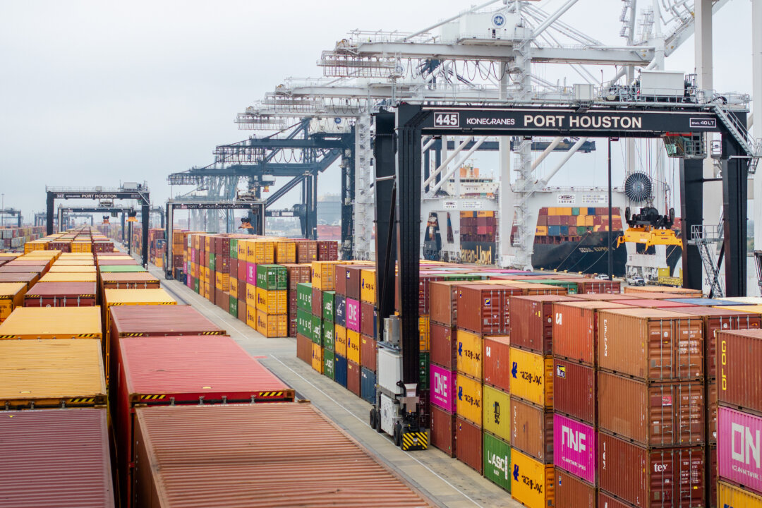 🚨🇺🇲 US Economy Contracts in 1st Quarter for First Time Since 2022

According to the Bureau of Eco...