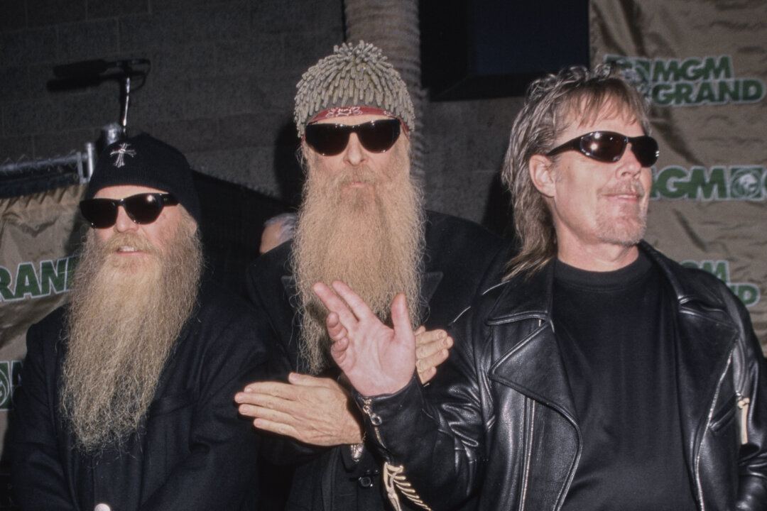 Longtime ZZ Top Drummer Frank Beard Steps Away From Tour, Citing Health ...