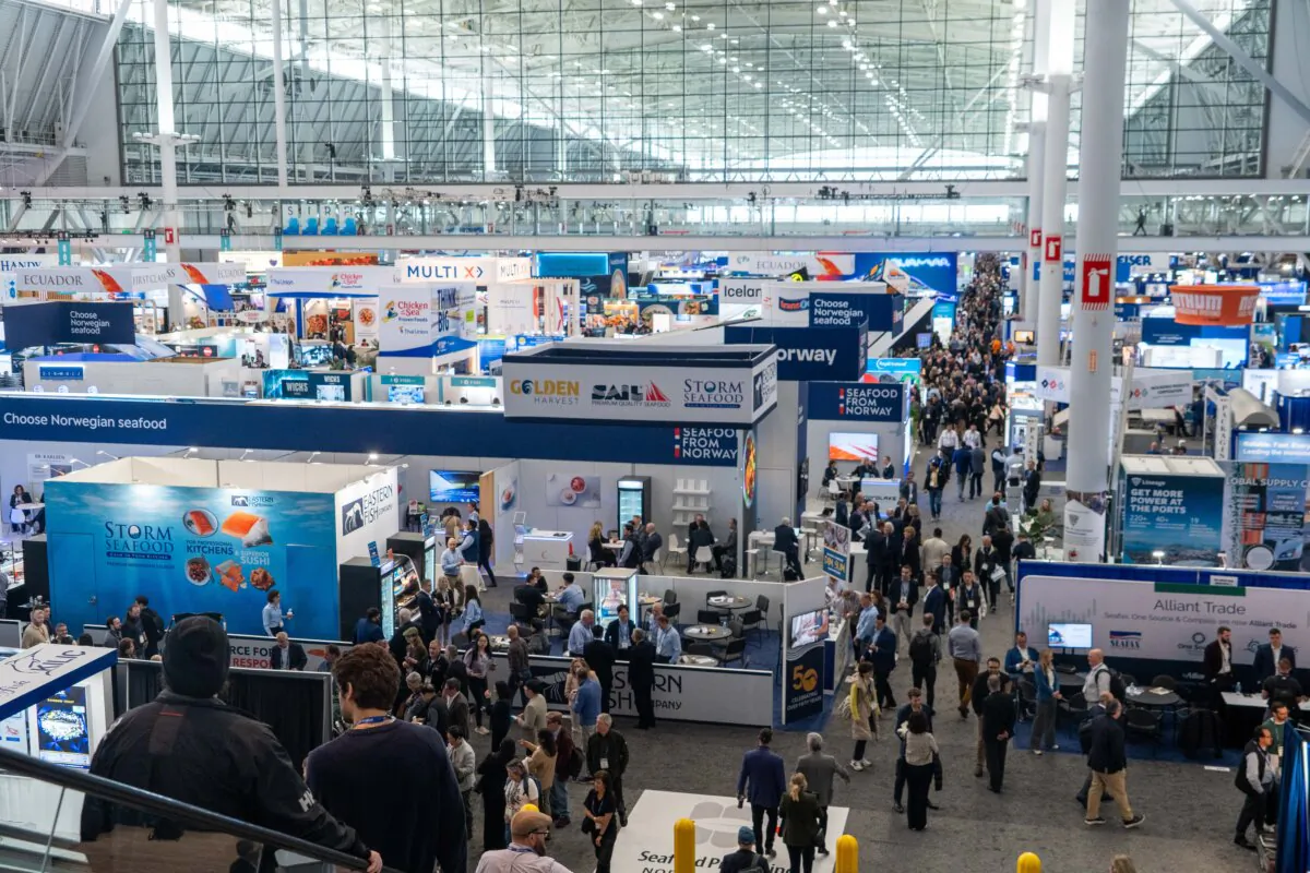 The Seafood Expo North America in Boston, Mass., attracts thousands of visitors on March 16, 2025. (Learner Liu/The Epoch Times)