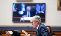 Federal Reserve Worried Tariffs Could Make Inflation Persist: Meeting Minutes