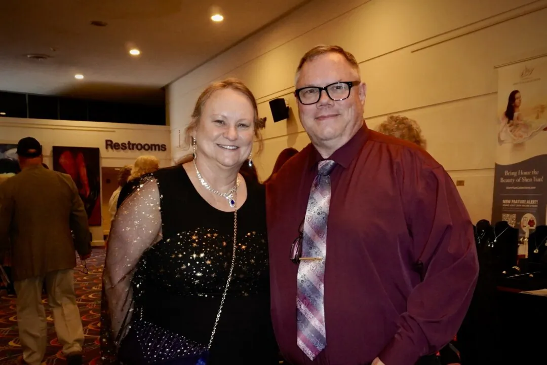 Francis McGee enjoyed Shen Yun's evening show at the Fort Smith Convention Center on March 19, 2025. (Nancy Ma/The Epoch Times)
