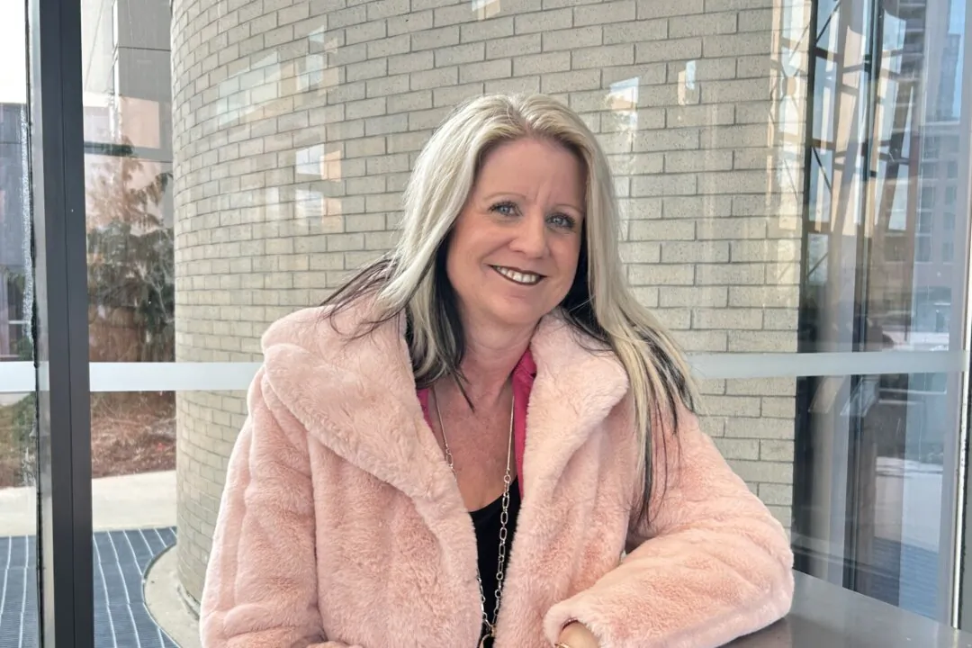 Lisa Hartsink enjoyed Shen Yun at the Living Arts Centre in Mississauga, Ontario, on March 23, 2025. (Xinxin Teng/The Epoch Times)