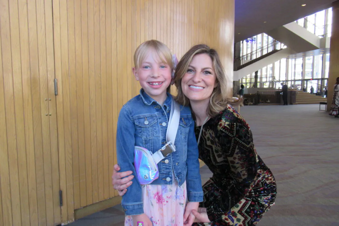 Holly Clarke and her daughter enjoyed Shen Yun at the Terrace Theater in Long Beach, California, on March 23, 2025. (Linda Jiang/The Epoch Times)