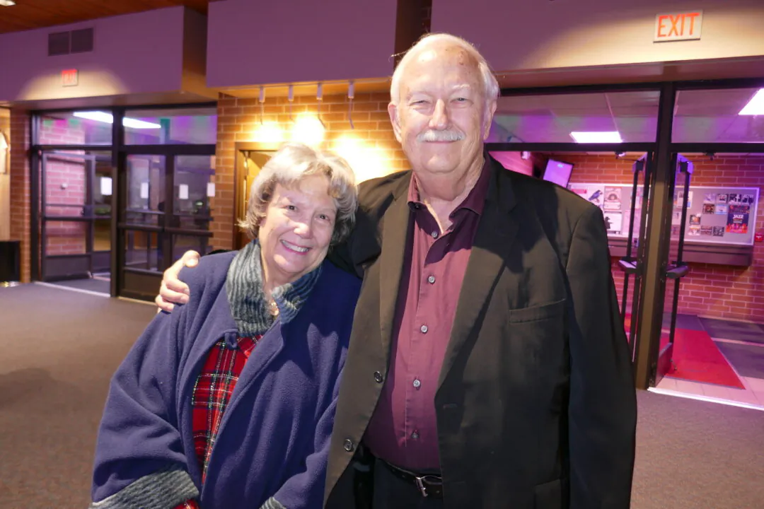 Linda and Wylie Smith enjoyed Shen Yun's evening performance at the Cheyenne Civic Center on March 25, 2025. (Lily Yu/The Epoch Times)