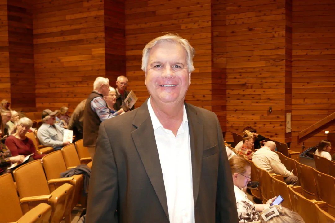 David Matula enjoyed Shen Yun's evening performance at the Cheyenne Civic Center on March 25, 2025. (Lily Yu/The Epoch Times)