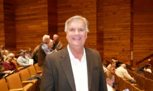 Shen Yun ‘Brings Back Hope,’ Says Company Owner