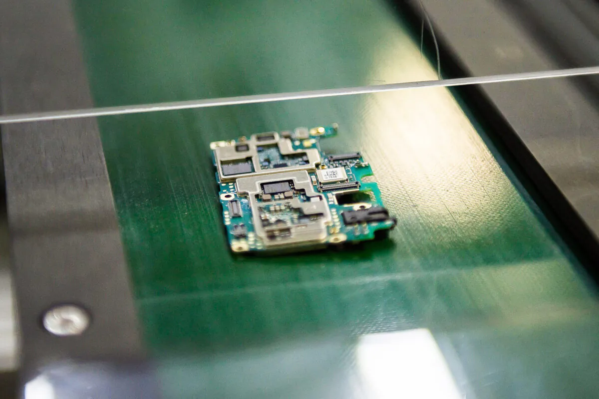 A smartphone chip component circuit at the Oppo factory in Dongguan, China, on May 8, 2017.  (Nicolas Asfouri/AFP via Getty Images)