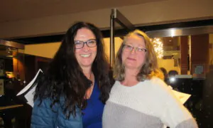 Two Friends Are Impressed With the Grace of Shen Yun