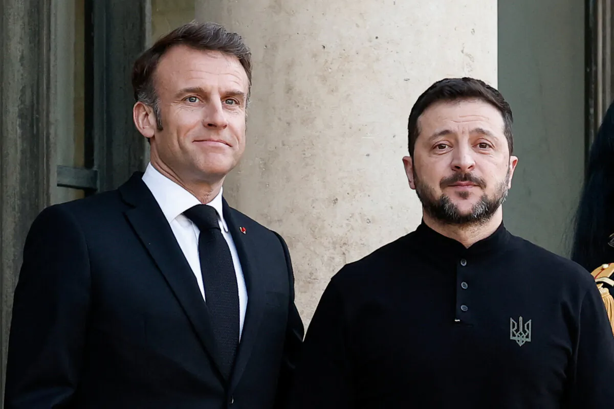 French President Emmanuel Macron and Ukrainian President Volodymyr Zelenskyy at the Elysee Palace in Paris on March 26, 2025. (Benoit Tessier/Reuters)