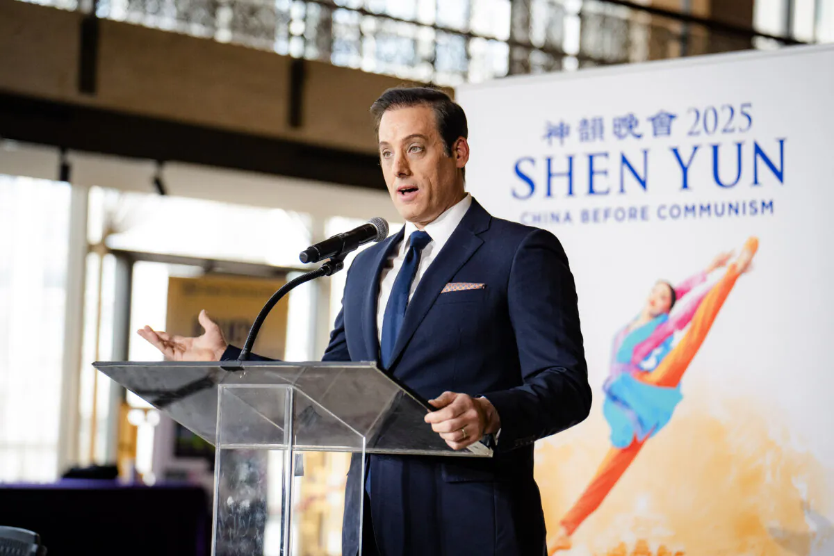 Shen Yun MC Leeshai Lemish speaks at a press conference highlighting the Chinese Communist Party's transnational repression activities targeting the company, at Lincoln Center in New York City on March 26, 2025.(Samira Bouaou/The Epoch Times)