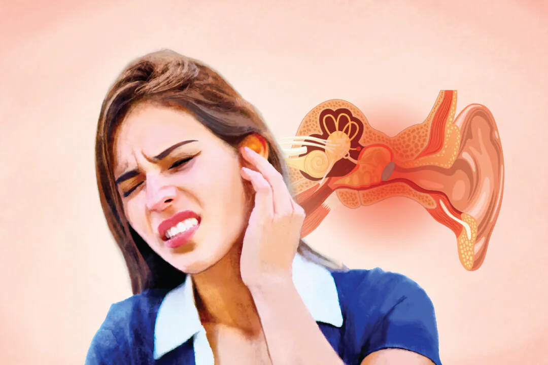 Ear infections often cause pain and pressure in the ear. (The Epoch Times/Shutterstock)