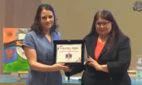 Italian Senator Awards Doctor Fighting to Expose Organ Harvesting