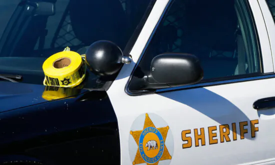 Man Dead, 2 Police Officers Hurt in Shooting During Custody Exchange in North Carolina