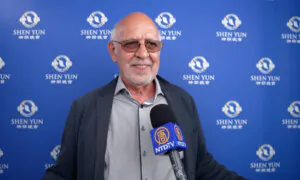 Shen Yun Is ‘Absolutely Transcendent,’ Says Former Company Director