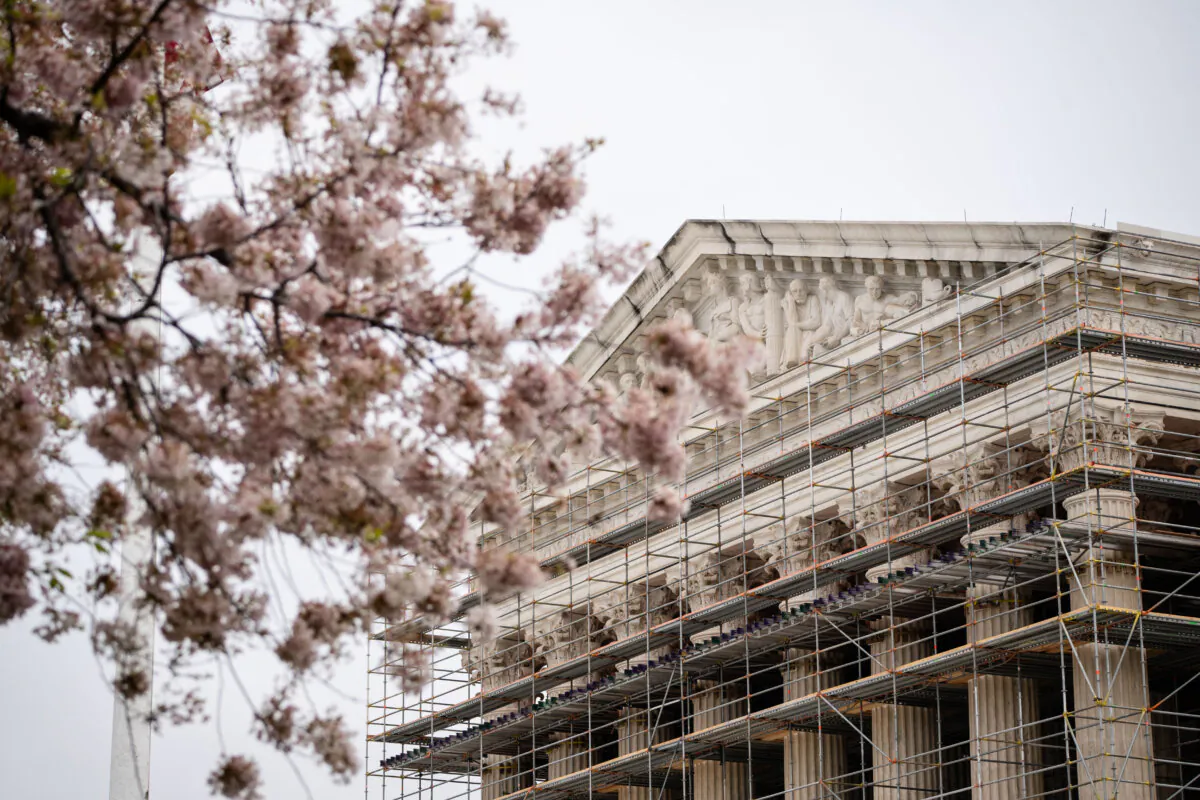 The U.S. Supreme Court in Washington on April 3, 2025. (Madalina Vasiliu/The Epoch Times)