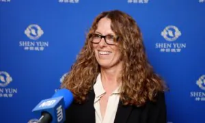 Claremont Theatergoer Captivated by Shen Yun’s Artistry: ‘It’s Very Inspiring’