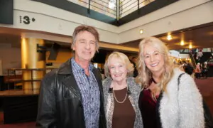 Shen Yun ‘Best Present I Have Ever Had in My Life,’ Says Theatergoer Celebrating Birthday