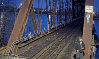 Cuban National Arrested Trying to Enter Canada Illegally Across Railway Bridge in Ontario: RCMP