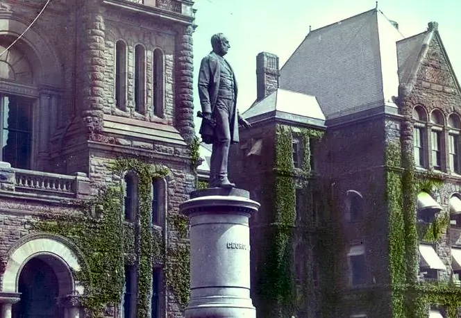 Monument to George Brown at Queen's Park in Toronto, circa 1910. (Public Domain)