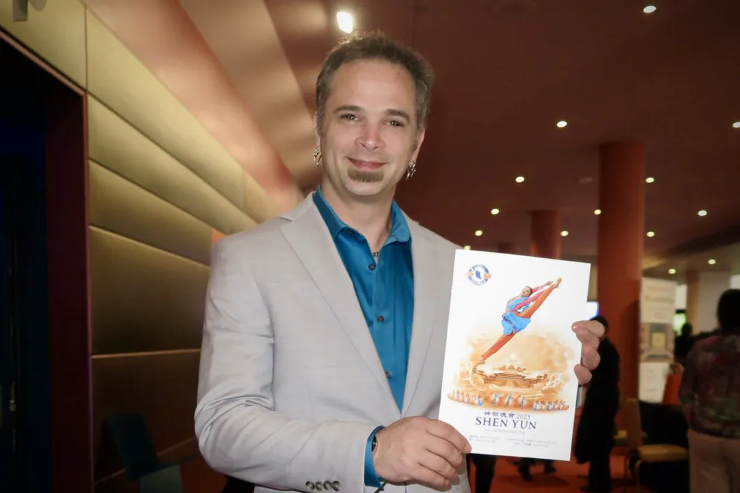 Joseph Dobbs at the Shen Yun Performing Arts performance at Marion Oliver McCaw Hall on April 6, 2025. (Sunny Chen/The Epoch Times)