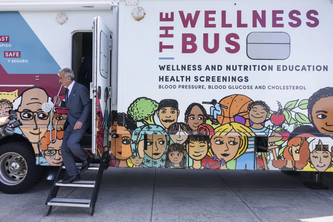 Health Secretary Robert F. Kennedy Jr. exits a bus as he visits University of Utah to discuss Utah's new fluoride ban and food additives legislation in Salt Lake City on April 7, 2025. (Melissa Majchrzak/AP Photo)