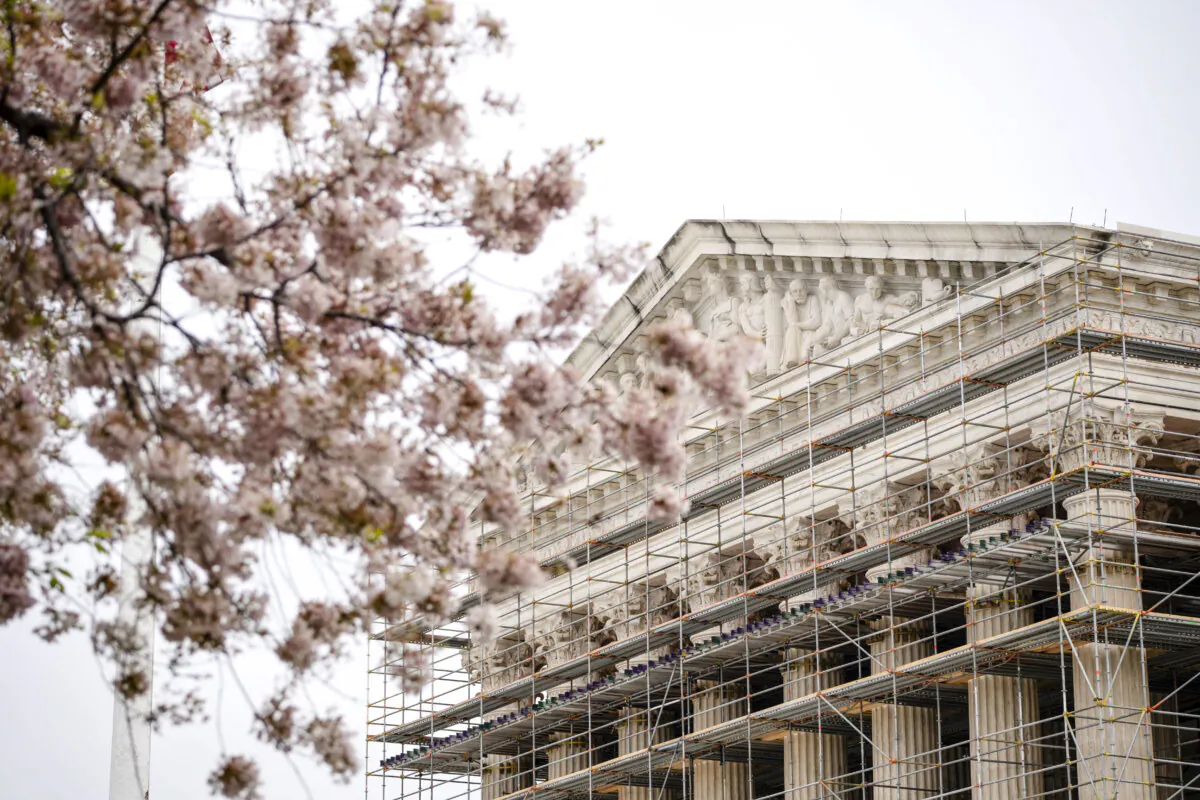 The U.S. Supreme Court in Washington on April 3, 2025. (Madalina Vasiliu/The Epoch Times)