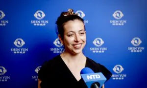 Ballet Dancer Is Amazed by Shen Yun