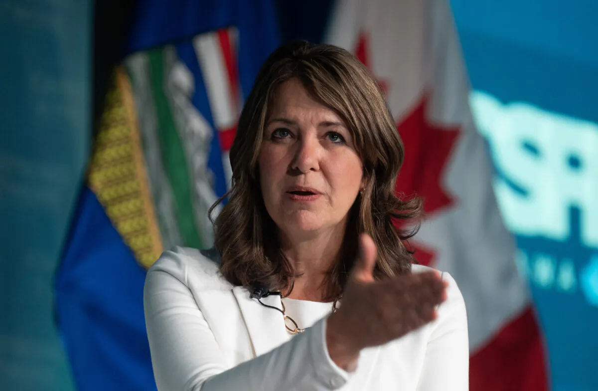 Alberta Premier Danielle Smith speaks at the Canada Strong and Free Network conference in Ottawa on April 10, 2025. (The Canadian Press/Adrian Wyld)