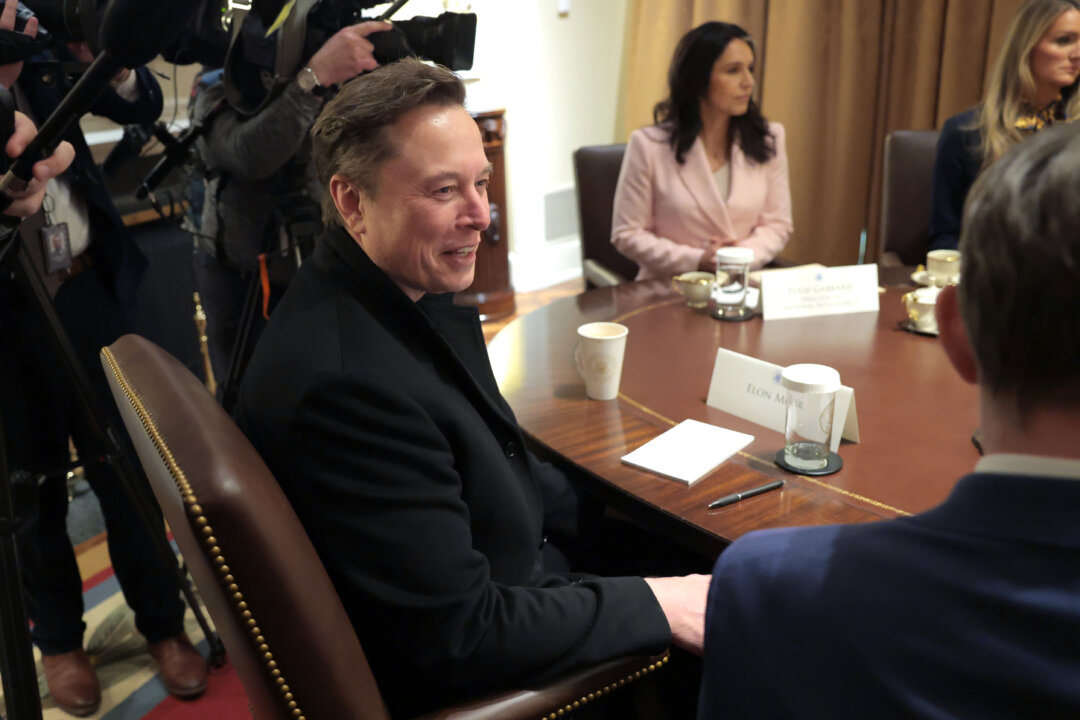 Musk Says DOGE Expects to Save $150 Billion by Reducing Waste, Fraud