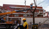 Cold Winds Sweep Beijing, Closing Key Sites, Disrupting Travel