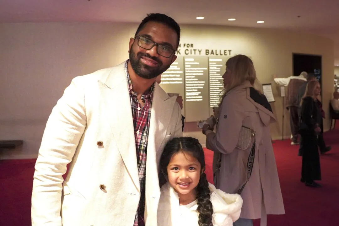 Shiveindra Jeyamohan and his daughter enjoyed Shen Yun at the David H. Koch Theater at Lincoln Center on April 12, 2025. (Samira Bouaou/The Epoch Times) 