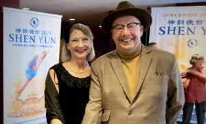 Shen Yun’s Colors ‘Vibrant and Really Alive,’ Says Business Owner