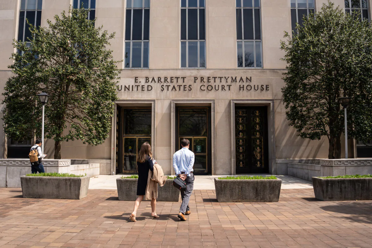 The E. Barrett Prettyman U.S. Courthouse in Washington on April 14, 2025. (Madalina Vasiliu/The Epoch Times)
