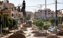 Israel Revokes Visas of 27 French Politicians and Officials