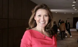 Former Miss Teenage-America Says Shen Yun Brings China’s History to Life