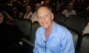 Shen Yun ‘Opens up My Eyes and Mind,’ Says Company Owner
