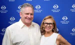 Entrepreneur Says Shen Yun Is ‘Grace and Beauty’