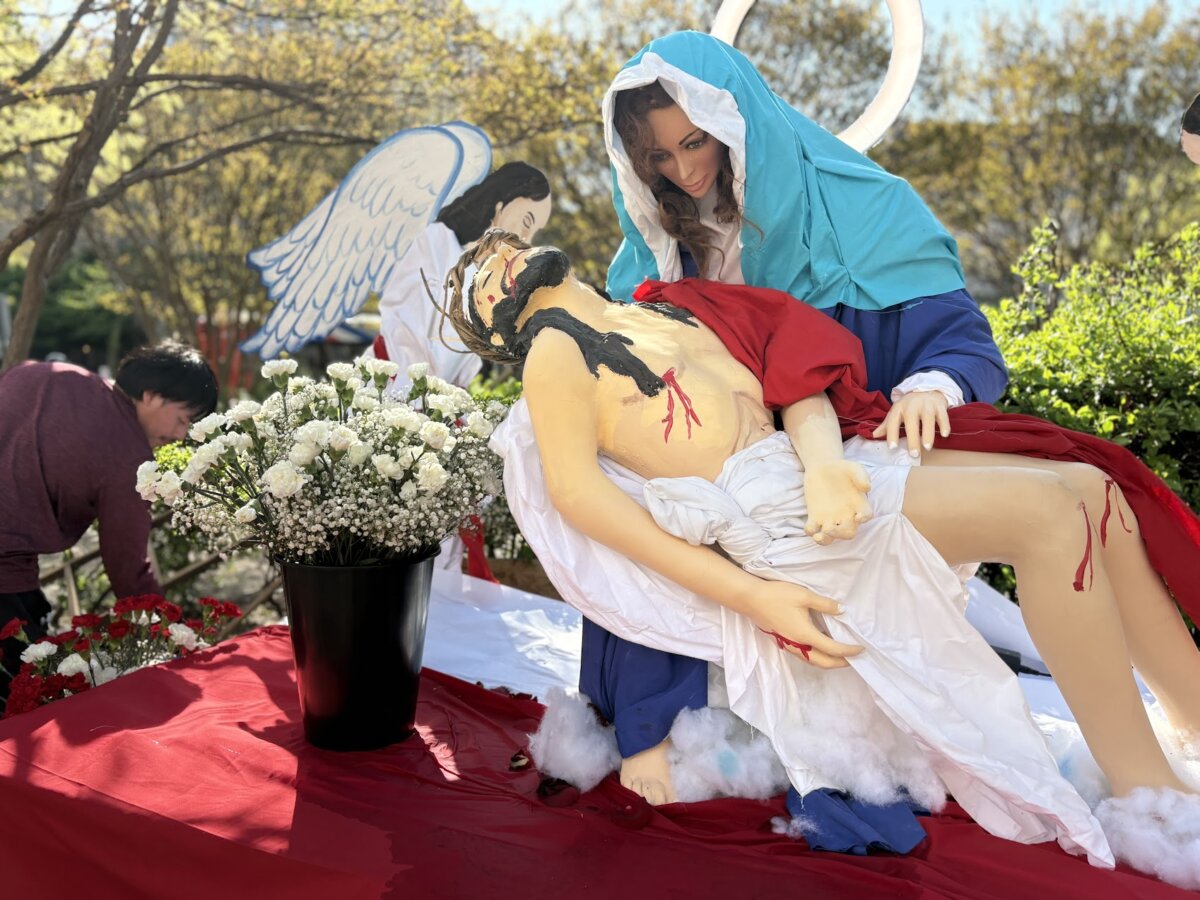 Epoch Times Photo