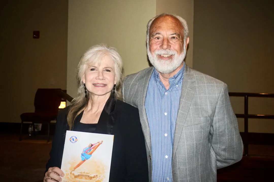 Carolyn and Chris Fordyce attended Shen Yun Performing Arts at the North Charleston Performing Arts Center on April 19, 2025. (Yeawen Hung/The Epoch Times)