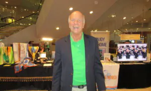 Retired Federal Judge Says of Shen Yun: ‘The Whole Thing Was Terrific’