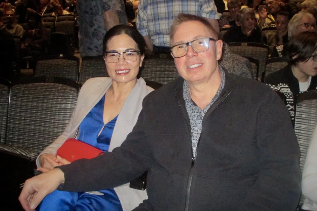Kenneth Dyck (R) enjoyed Shen Yun's evening performance at the Northern Alberta Jubilee Auditorium on April 19, 2025. (Maple Lynn/The Epoch Times)