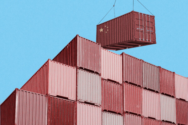  Chinese Exporters Begin to Feel Pain
