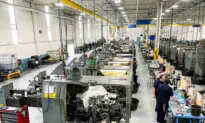 US Manufacturing Shows Signs of Improvement as Factory Output, Orders Tick Higher