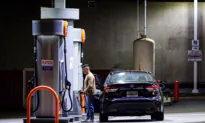 US Gas Prices Fall for 8 Straight Days