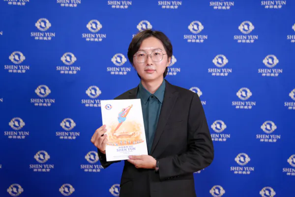 Kuan-yu Chen enjoyed Shen Yun at Tainan Cultural Center on April 12, 2025. (Sheng-hua Sung/The Epoch Times)