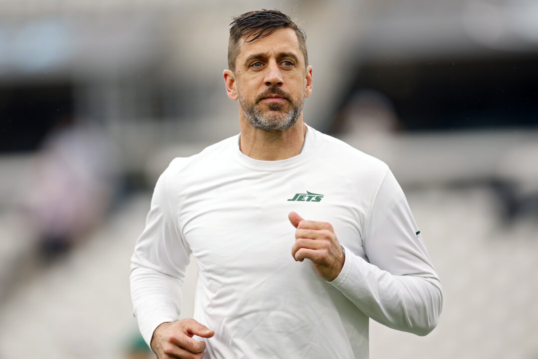 Rodgers Real-Life Drama Is a Gift to TV, Sports Fans