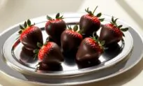 Chocolate-Dipped Strawberries Are Fun to Make and Especially Kid-Friendly